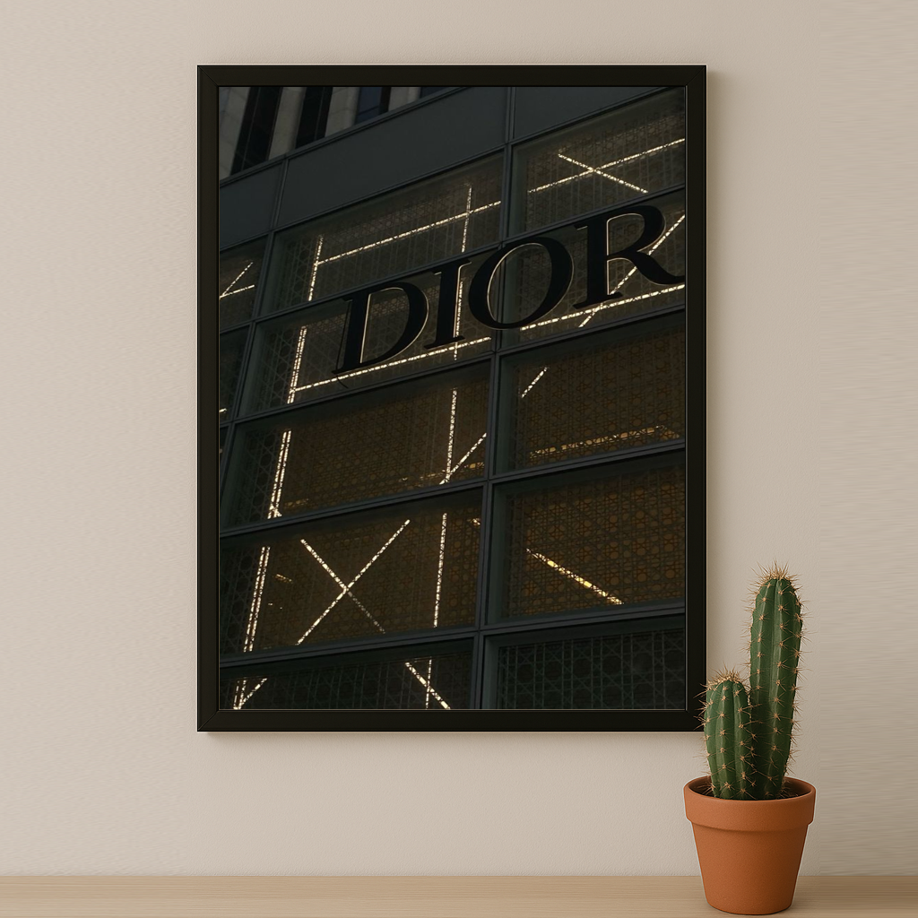 Cadre photo Dior logo by night