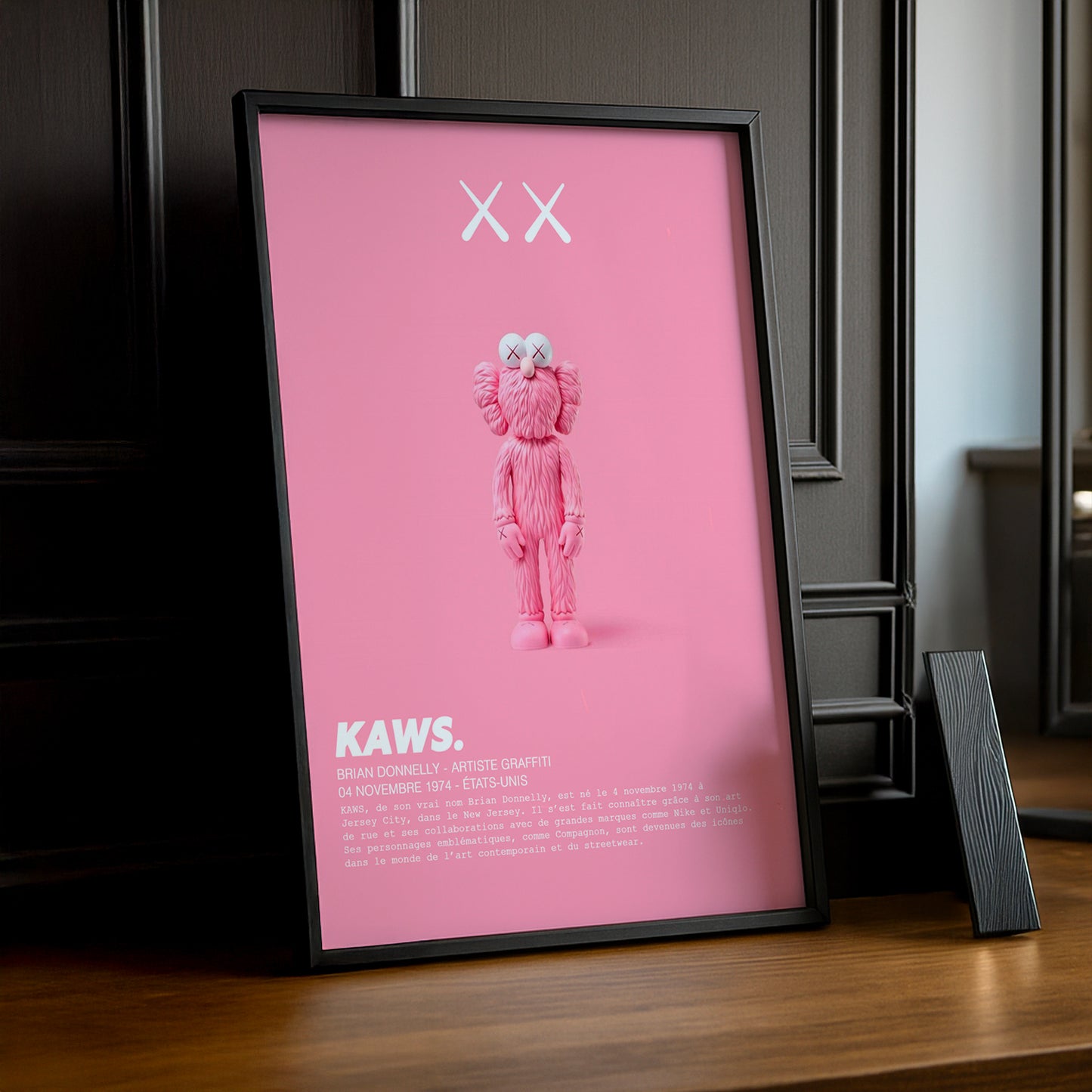 Cadre photo Kaws Companion rose