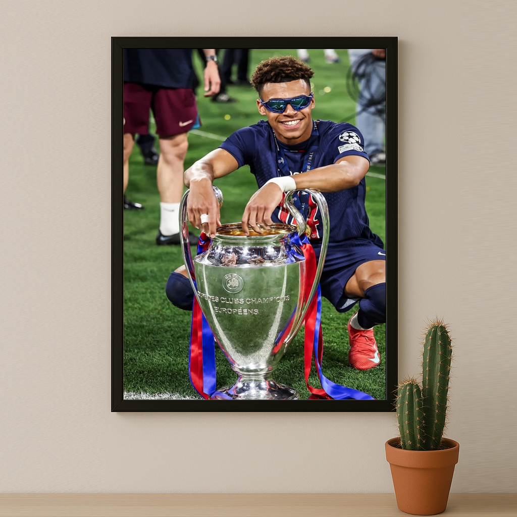 Cadre photo Désiré Doué PSG
