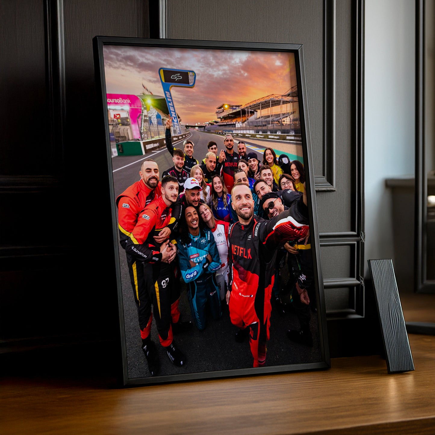 Poster encadrée GP Explorer - Selfie Squeezie