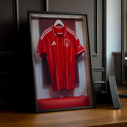 Cadre photo - Maillot Nottingham Forest 25-26