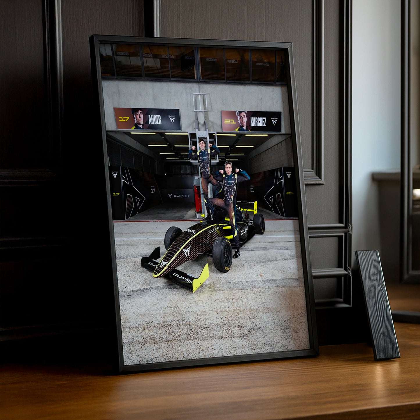 Poster encadrée GP Explorer - Écurie Cupra Ander x Karchez