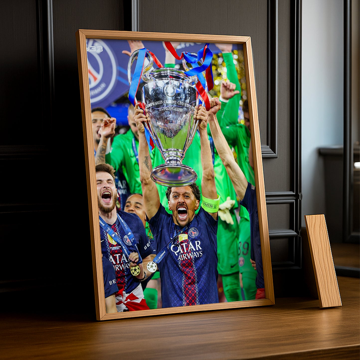 Cadre Photo Marquinhos – Cri de Champion Champions League 2026 | PSG TonCadre