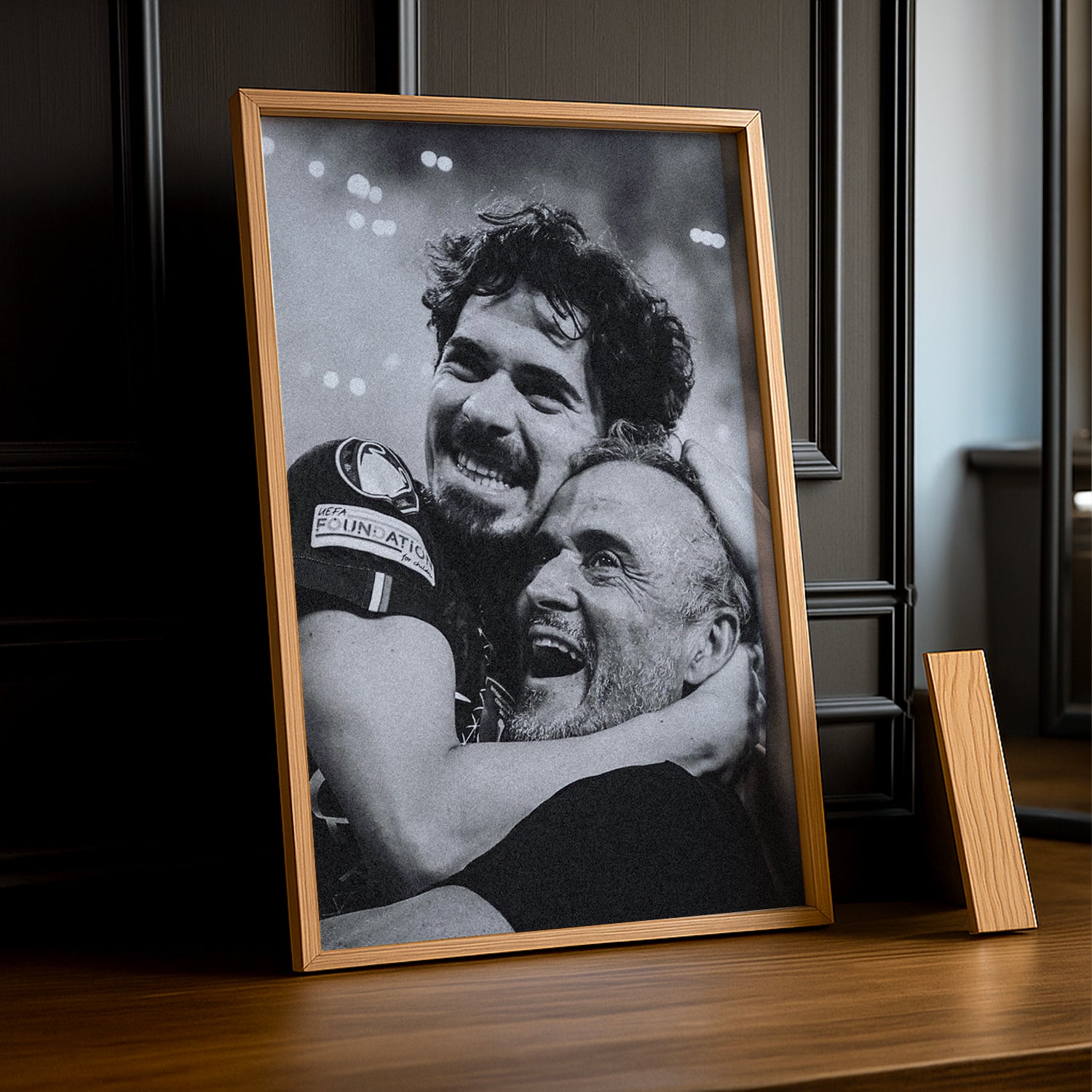 Cadre Photo Vitinha & Luis Enrique – Accolade Champions League 2026 | PSG TonCadre