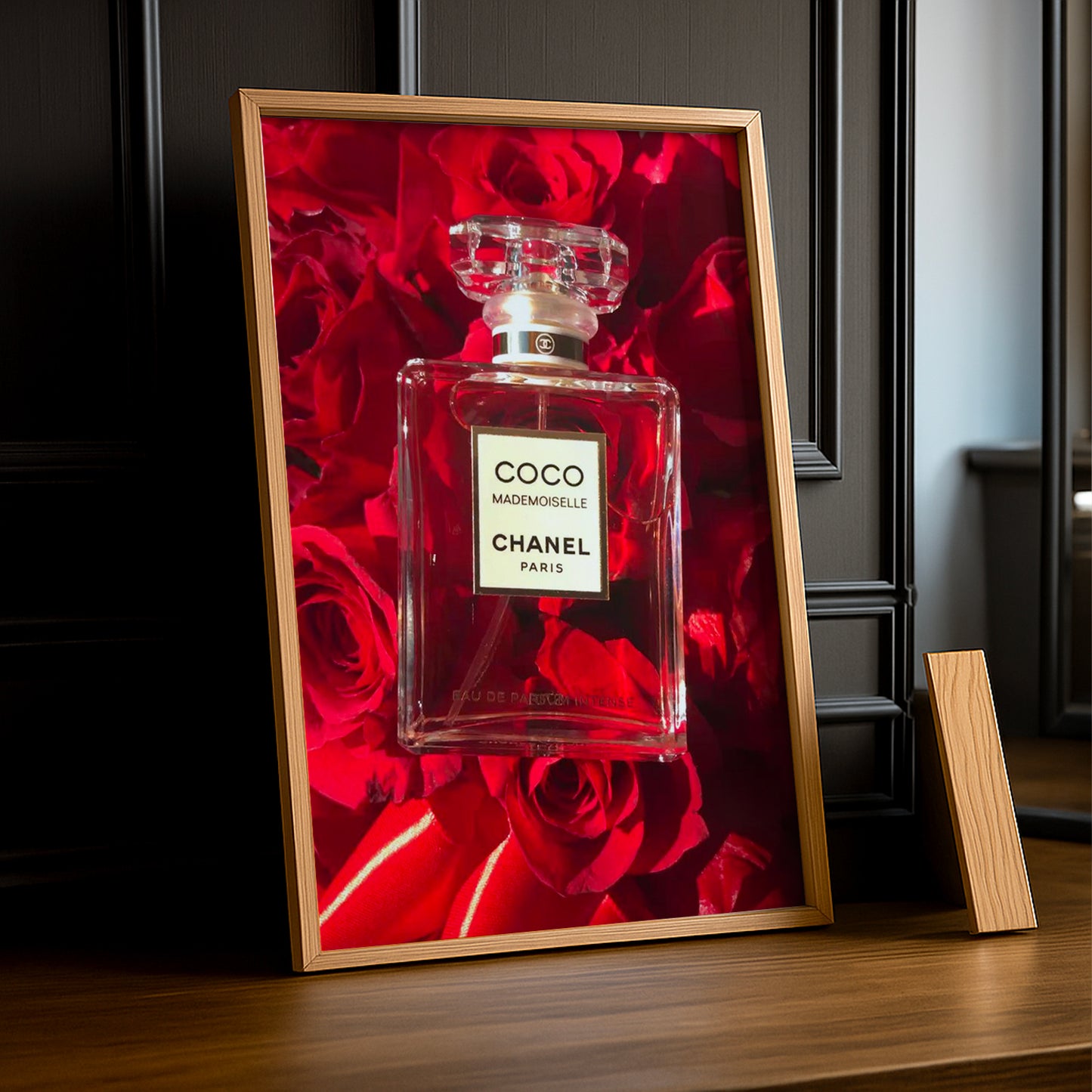 Cadre photo Chanel - Coco Red Flowers