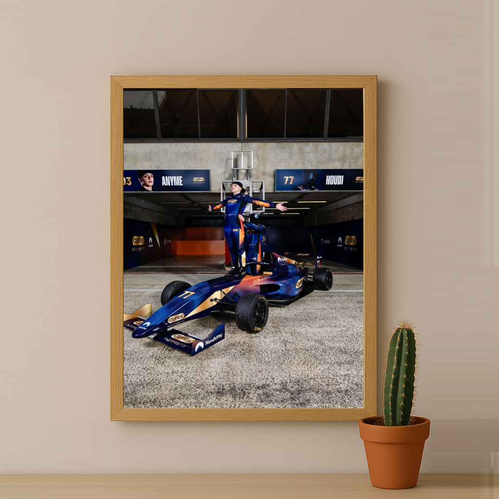 Poster encadrée GP Explorer - Écurie Anyme x Houdi