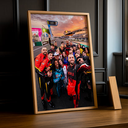 Poster encadrée GP Explorer - Selfie Squeezie