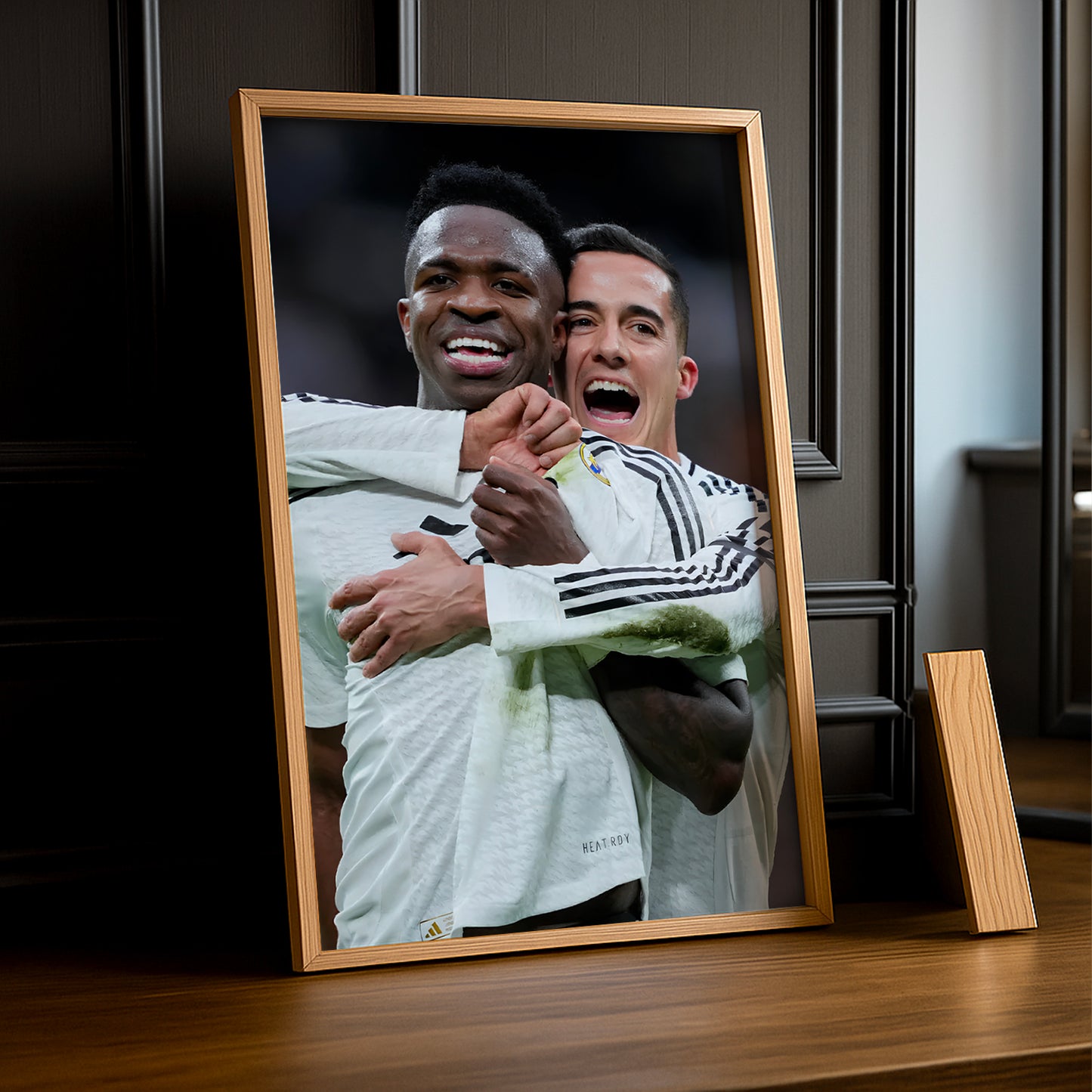 Cadre photo de Vinicius JR x Vasquez