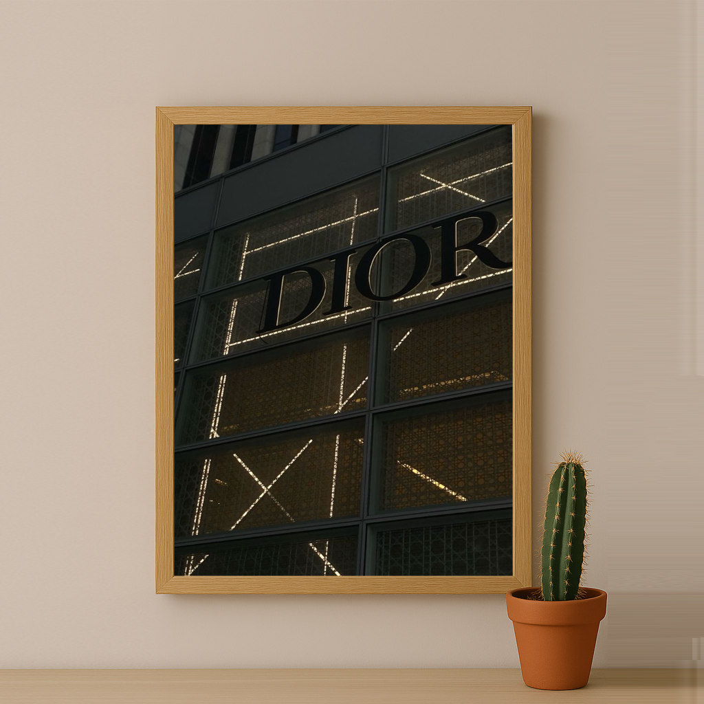 Cadre photo Dior logo by night