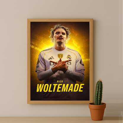 Cadre Photo Nick Woltemade Real Madrid – Affiche HD Encadrée Papier Premium