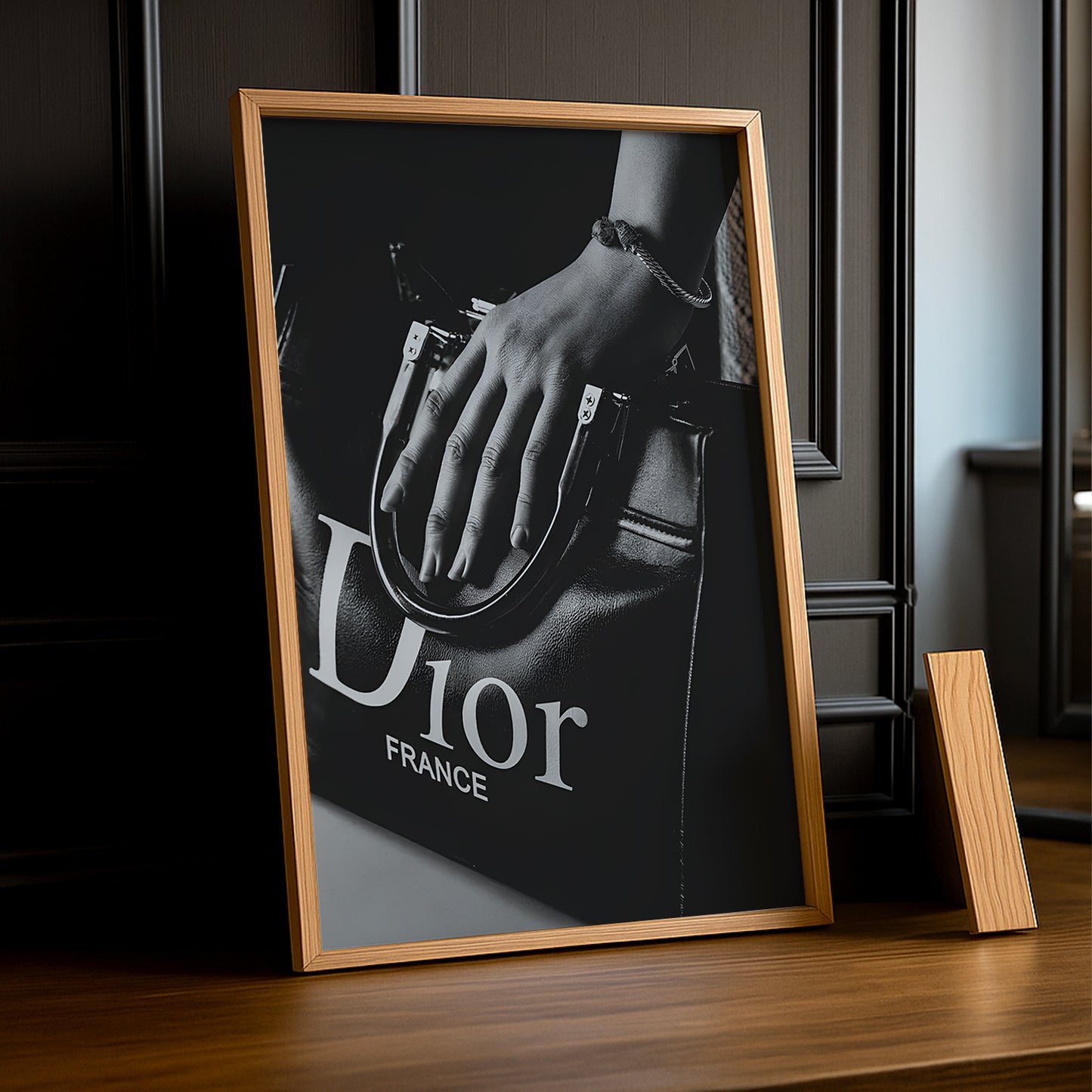 Cadre photo Dior sac