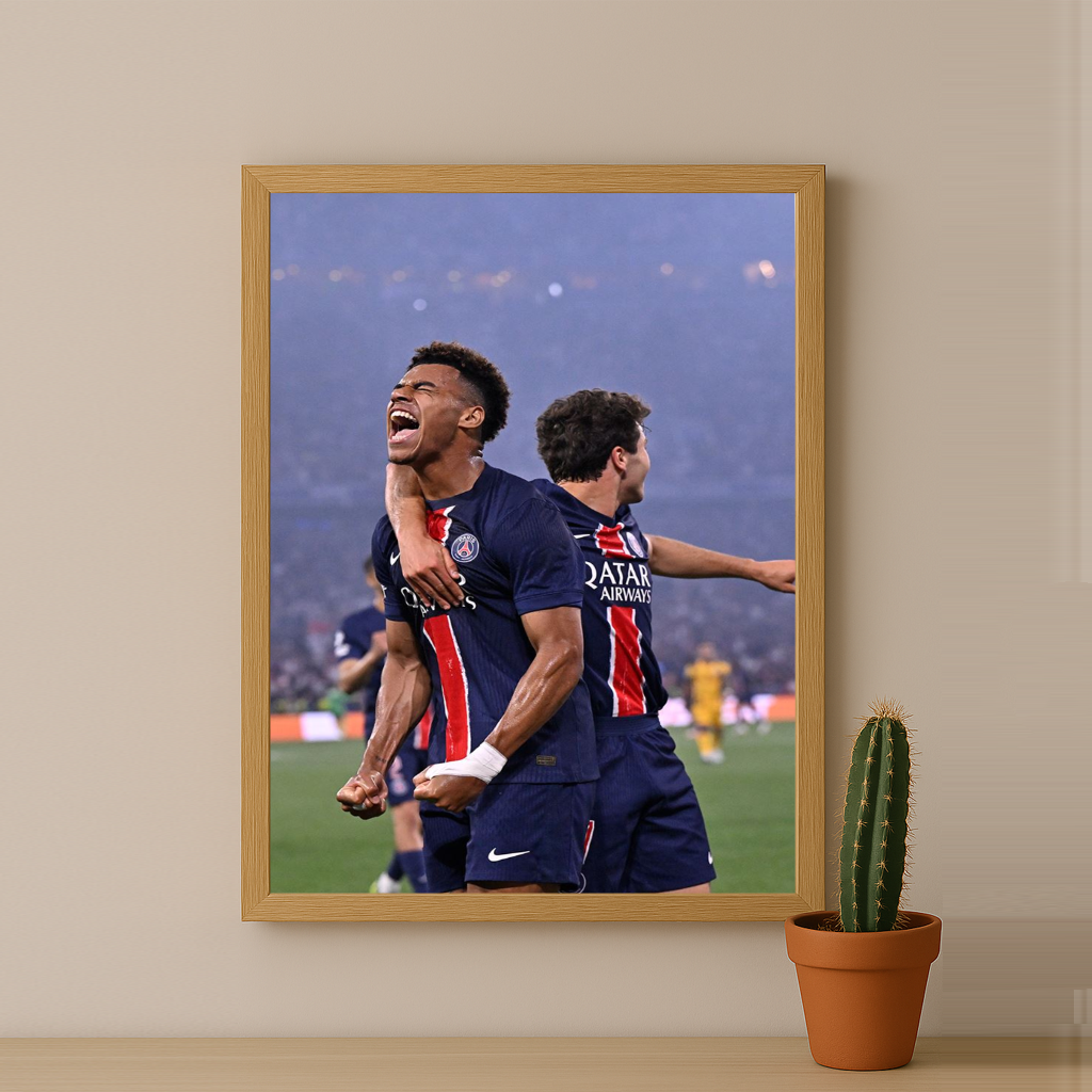 Cadre photo Désiré Doué PSG
