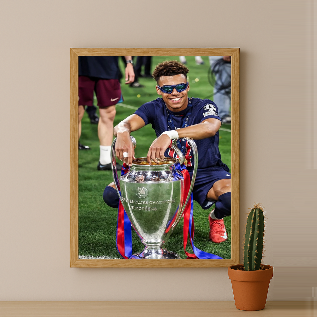 Cadre photo Désiré Doué PSG