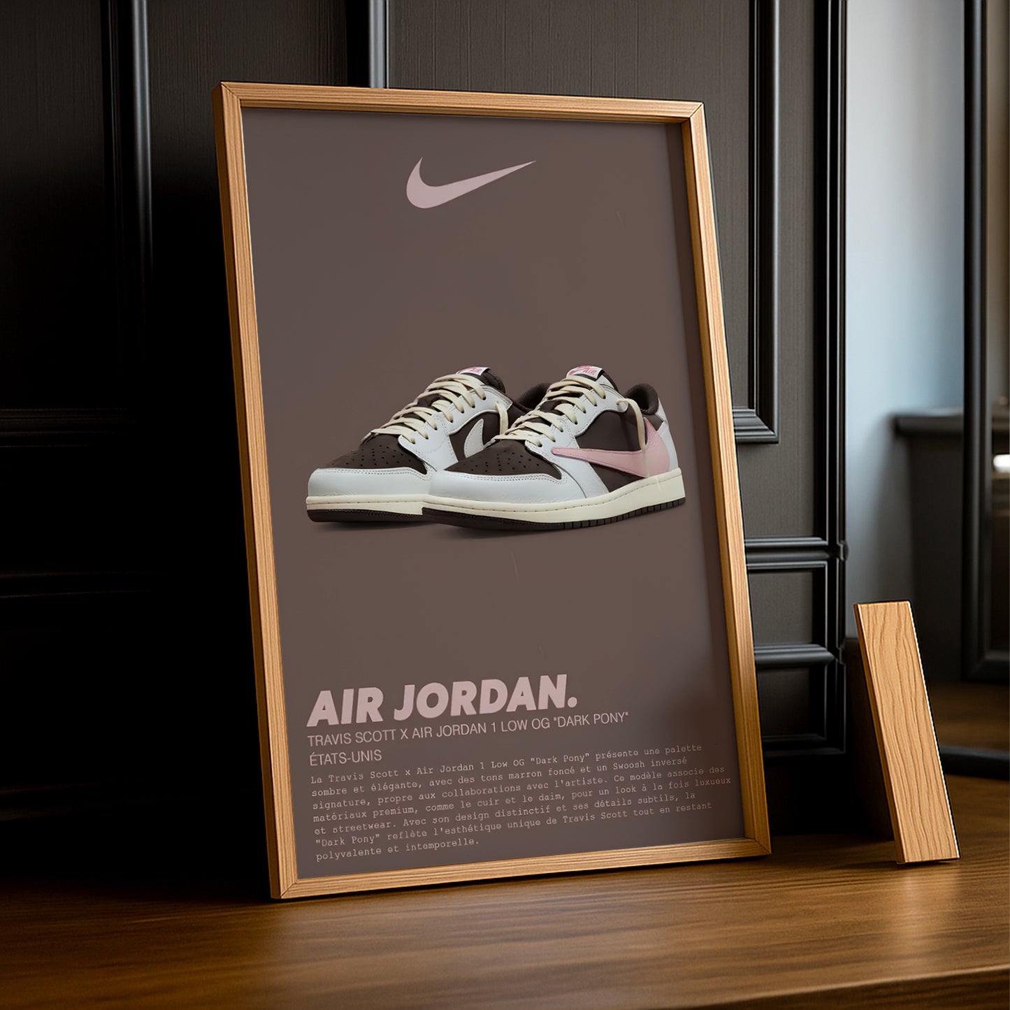 Cadre photo Travis Scott x Air Jordan 1 Low OG Dark Pony