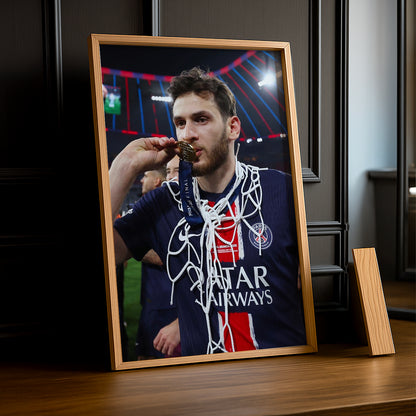Cadre photo Paris Saint-Germain LDC Kvara