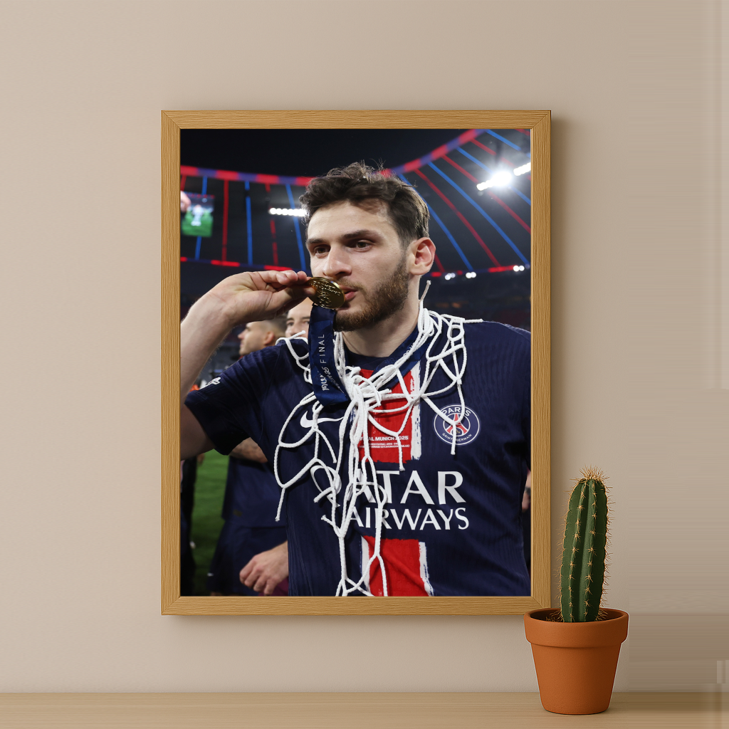 Cadre photo Paris Saint-Germain LDC Kvara