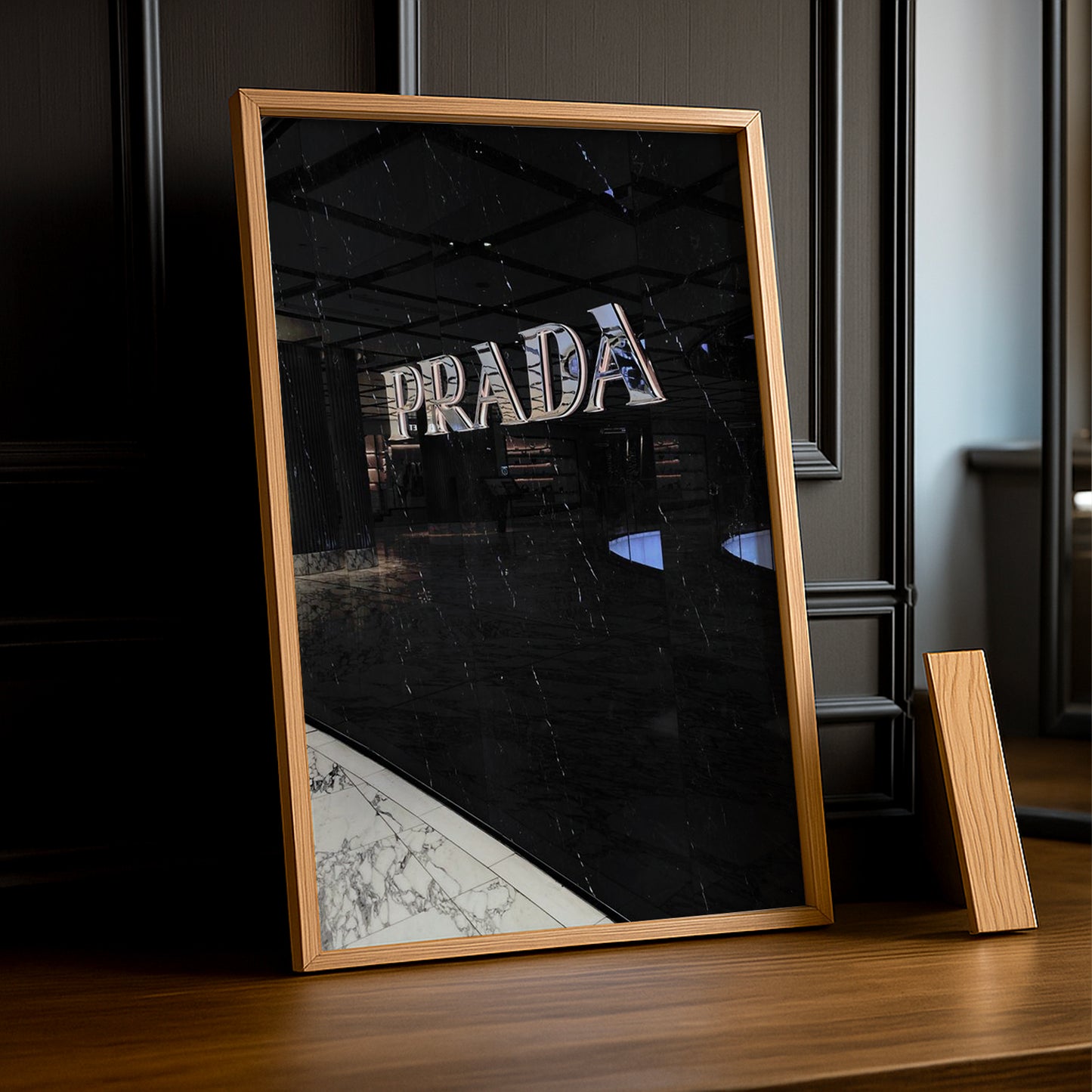 Cadre Photo Prada - Logo Aesthetic