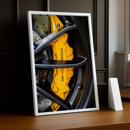 Cadre Étrier de Frein Porsche Jaune – Affiche Déco Automobile TonCadre