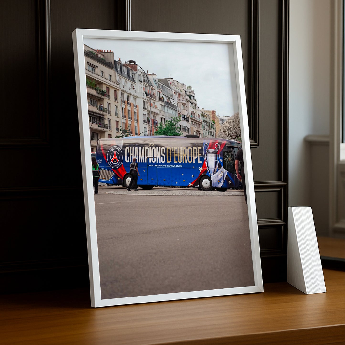 Cadre Photo Bus PSG – "Champions d'Europe" UEFA Champions League 2026 | Paris TonCadre