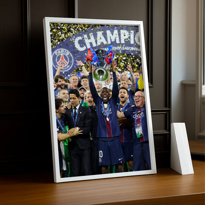 Cadre Photo Dembélé – Levée du Trophée Champions League 2026 | PSG TonCadre
