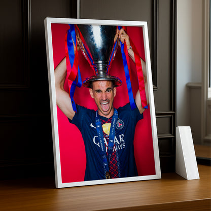 Cadre Photo Fabián Ruiz – Trophée sur la Tête Champions League 2026 | PSG TonCadre