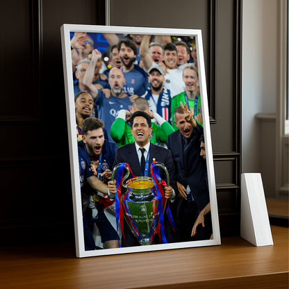 Cadre Photo Nasser Al-Khelaïfi – Trophée Champions League 2026 | PSG TonCadre