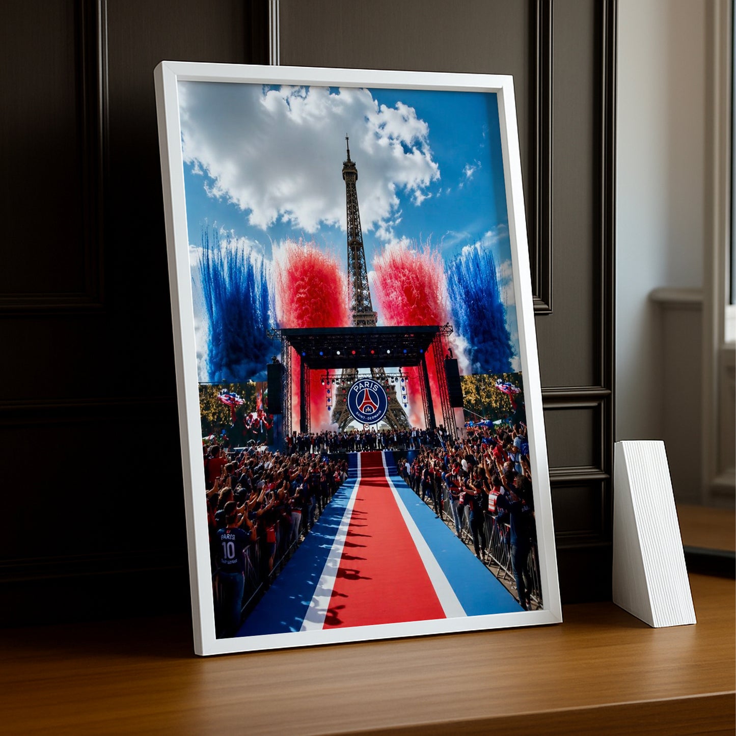 Cadre Photo PSG – Scène Tour Eiffel Tapis Rouge Parade Champions League 2026 TonCadre