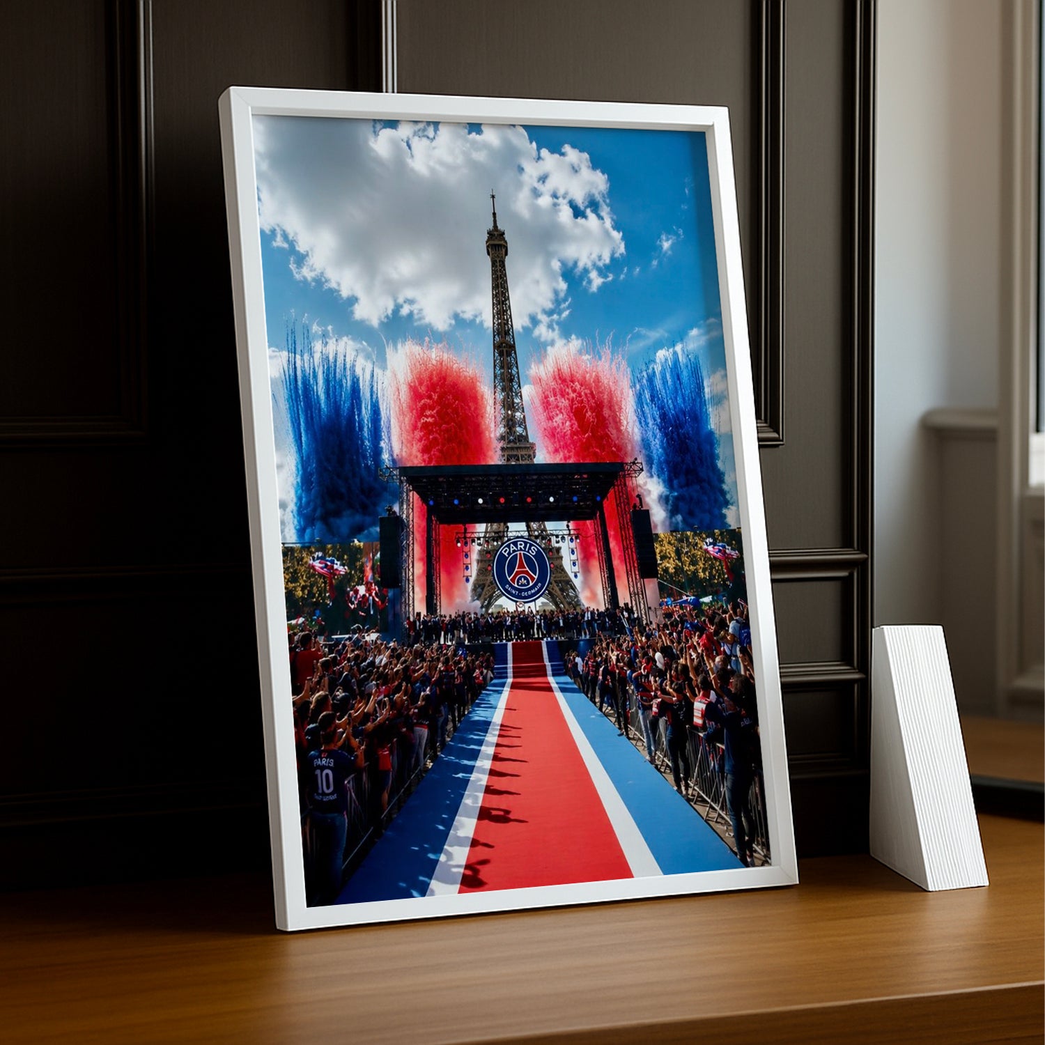 Cadre Photo PSG – Scène Tour Eiffel Tapis Rouge Parade Champions League 2026 TonCadre