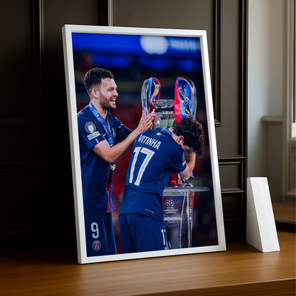 Cadre Photo Vitinha & Ramos – Trophée Champions League 2026 | PSG TonCadre