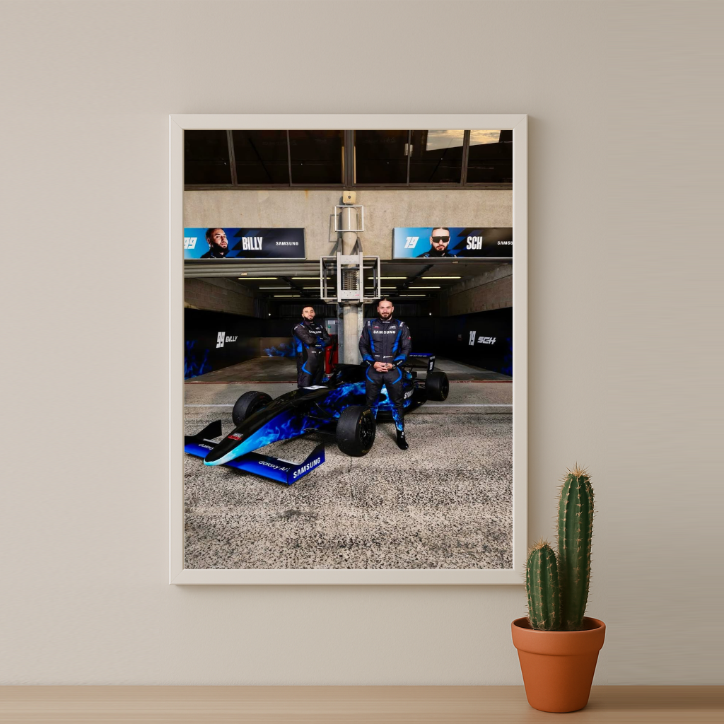 Poster encadrée GP Explorer - Écurie Samsung SCH x Billy