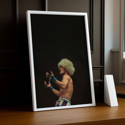 Cadre photo UFC - Khabib Nurmagomedov Prays