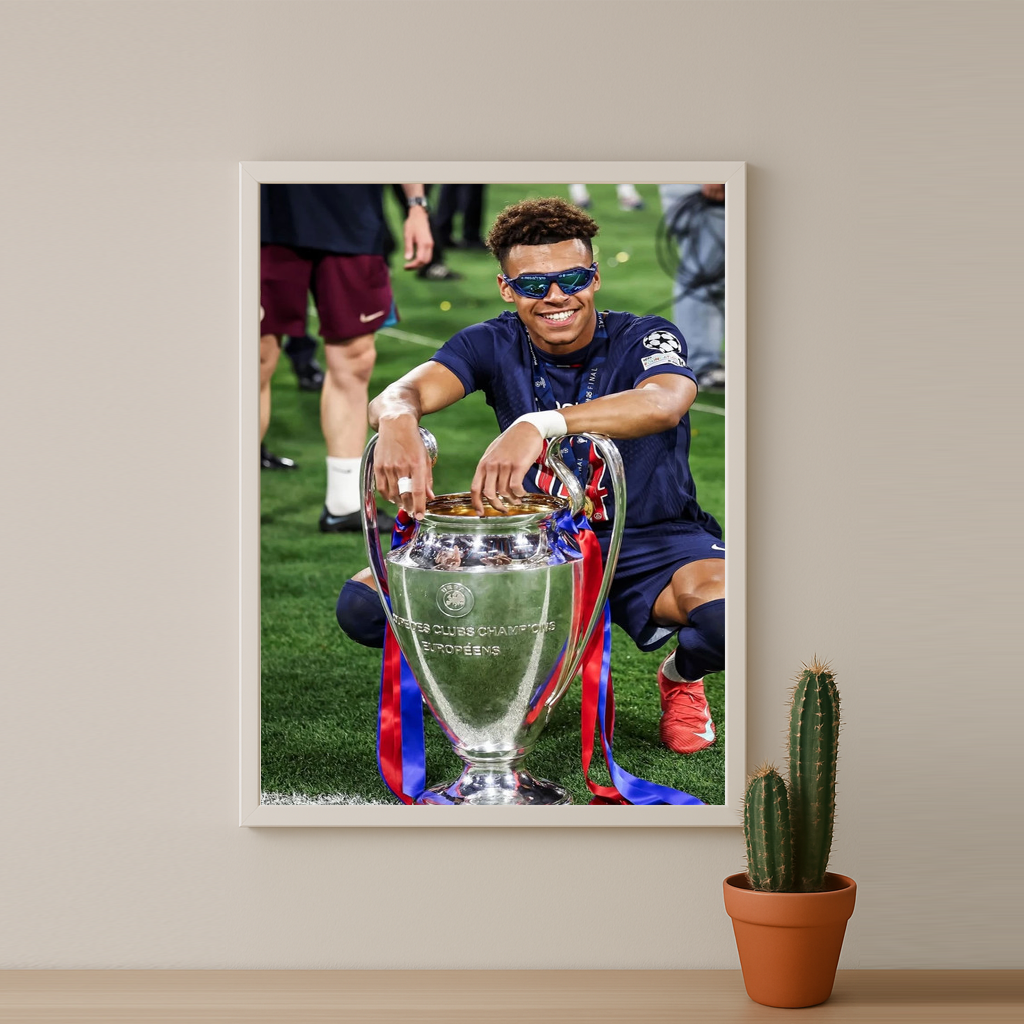 Cadre photo Désiré Doué PSG