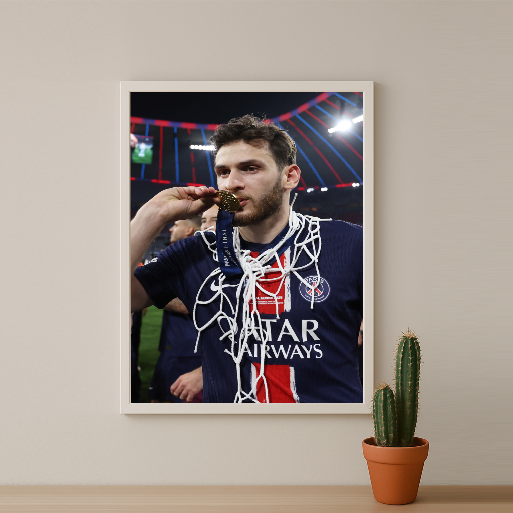 Cadre photo Paris Saint-Germain LDC Kvara