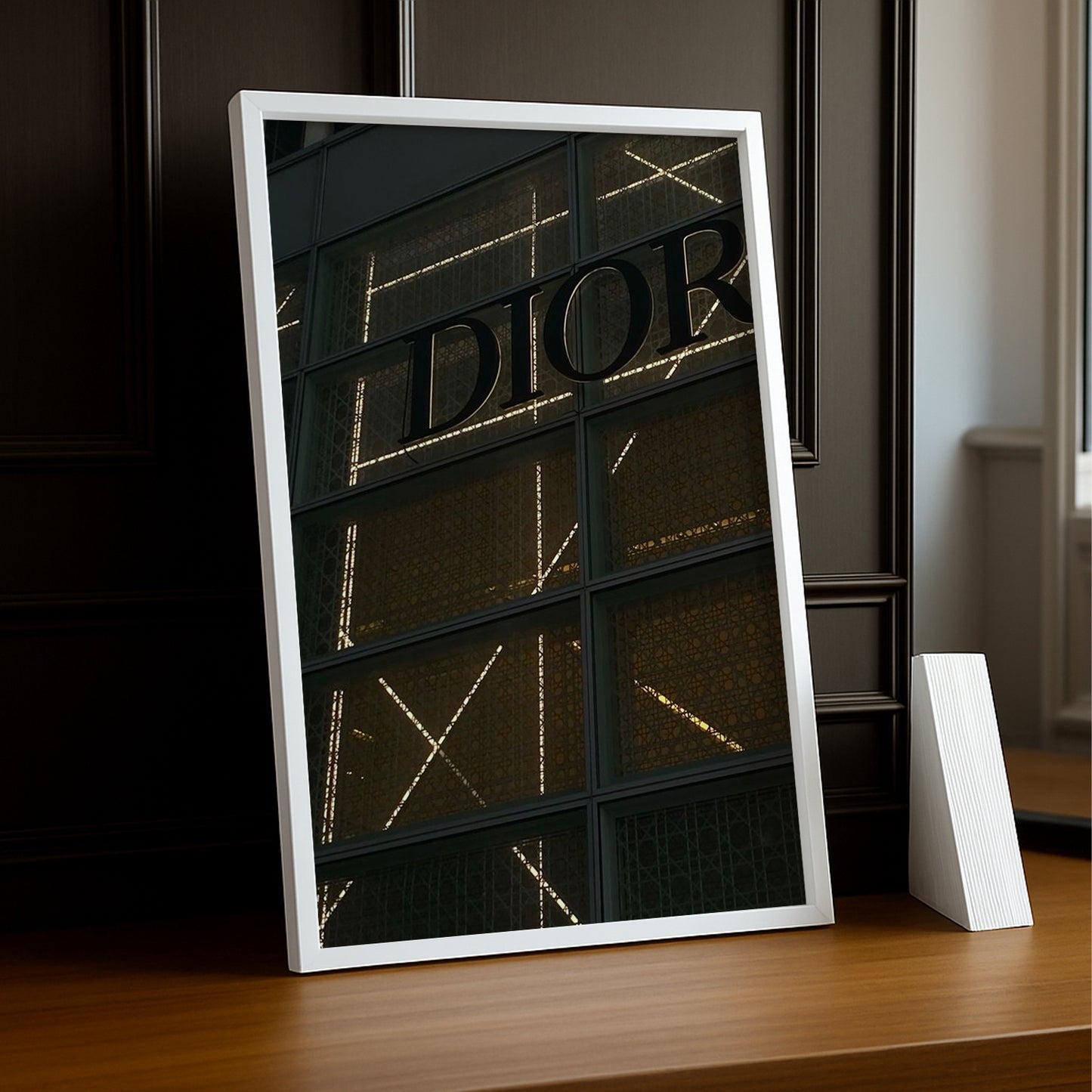 Cadre photo Dior logo by night