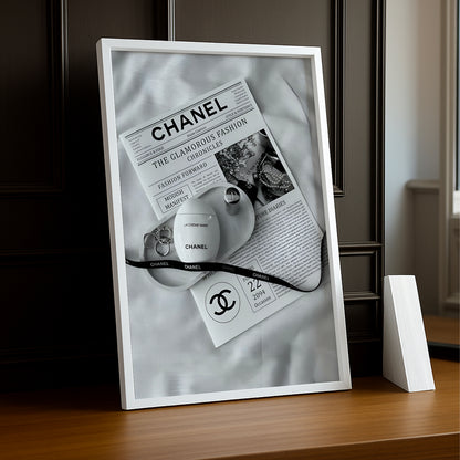 Cadre photo Chanel - Journaux