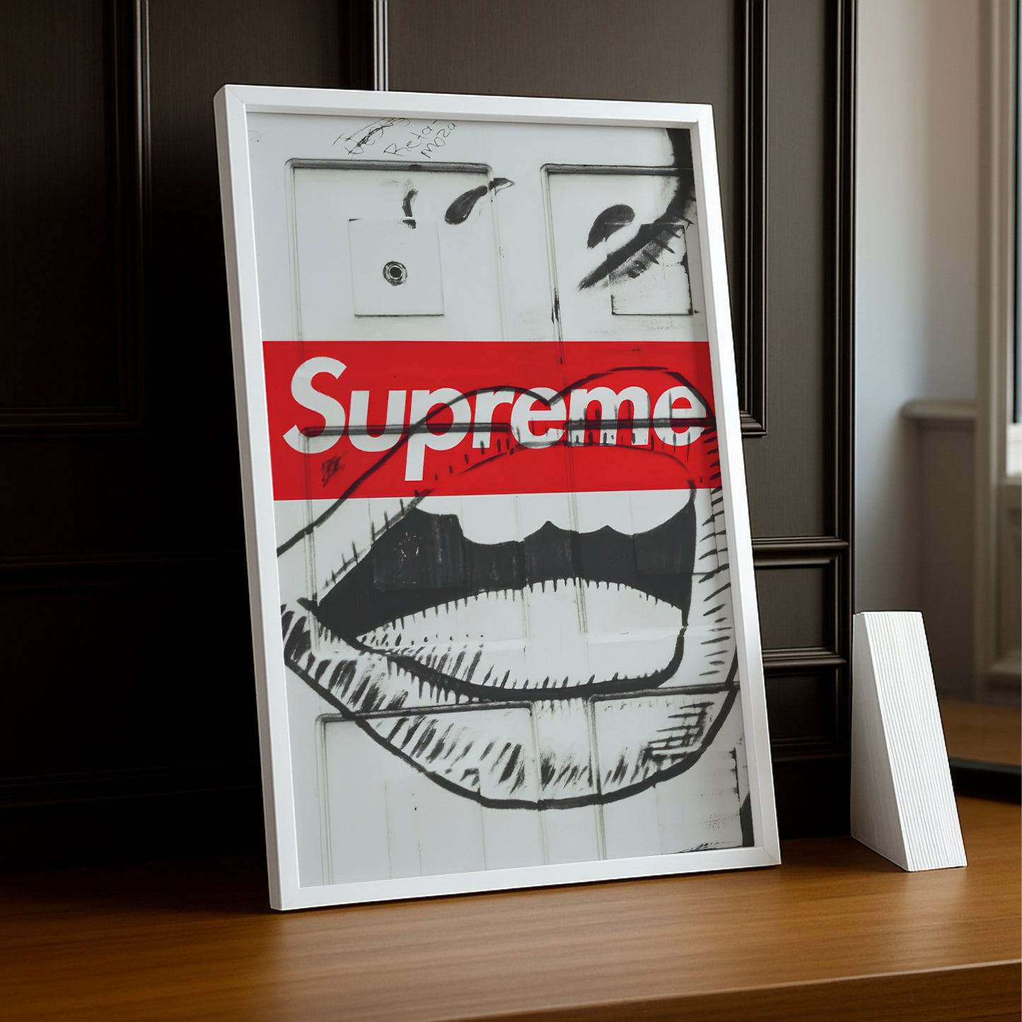 Supreme - Lips