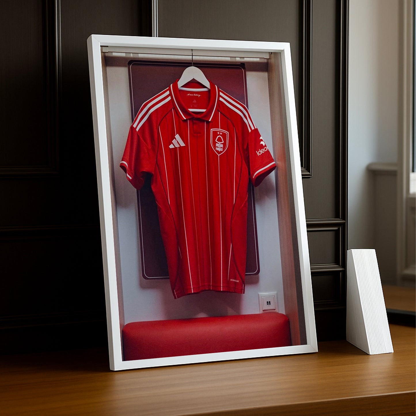 Cadre photo - Maillot Nottingham Forest 25-26