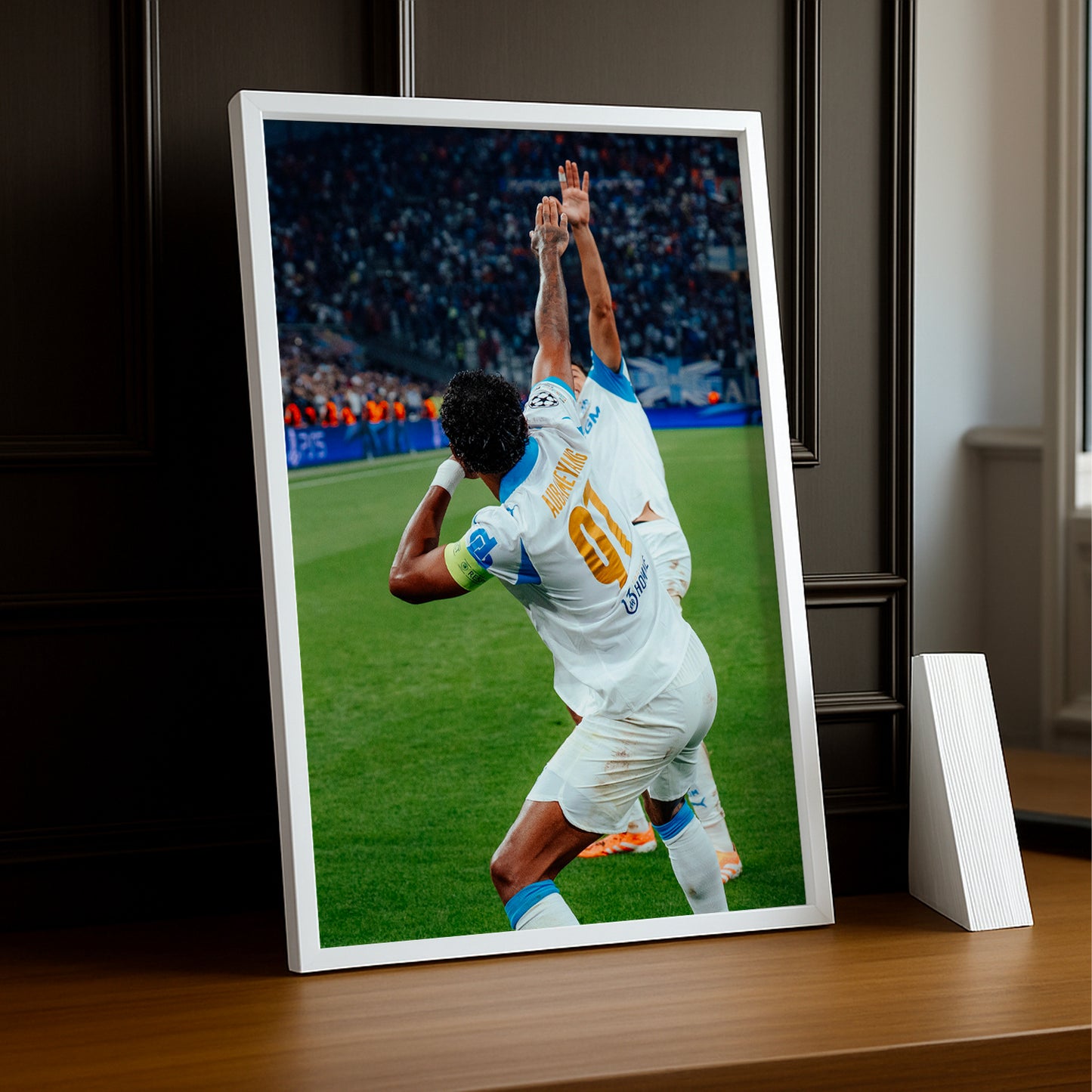 Poster encadrée Olympique de Marseille - Célébration Aubameyang