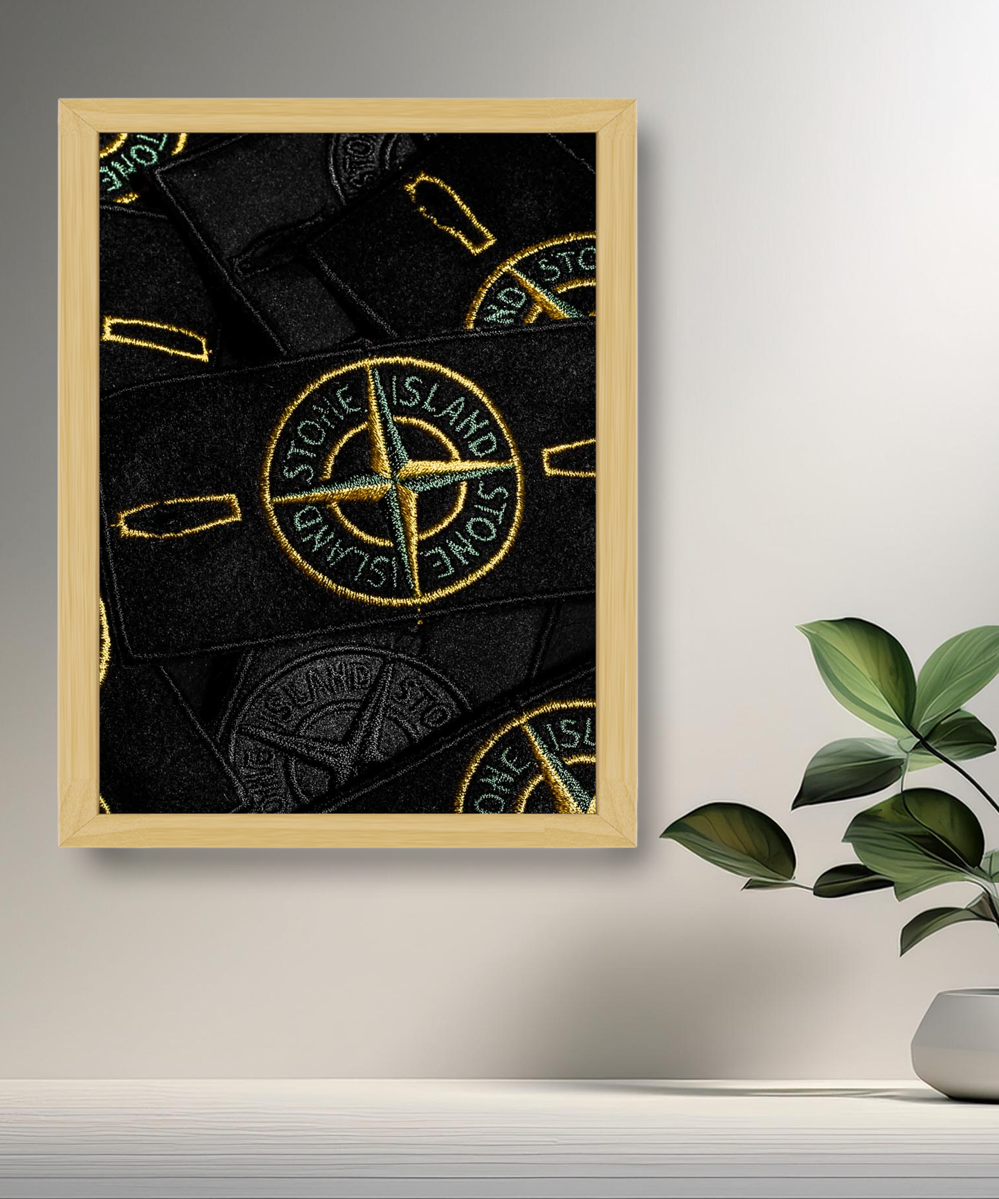 Fotorahmen mit Stone Island-Logo 